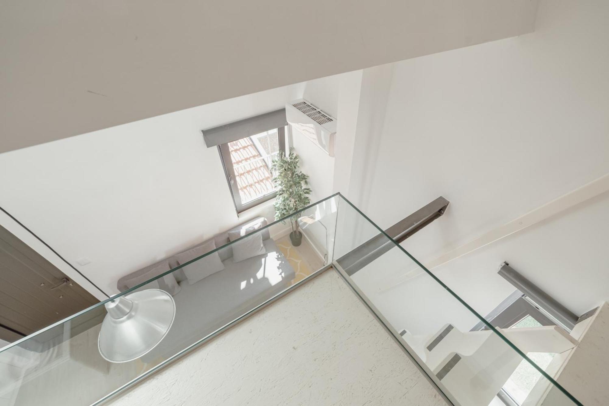 Mezzanine Stylish Apartments By Vacationy OOporto Exterior foto