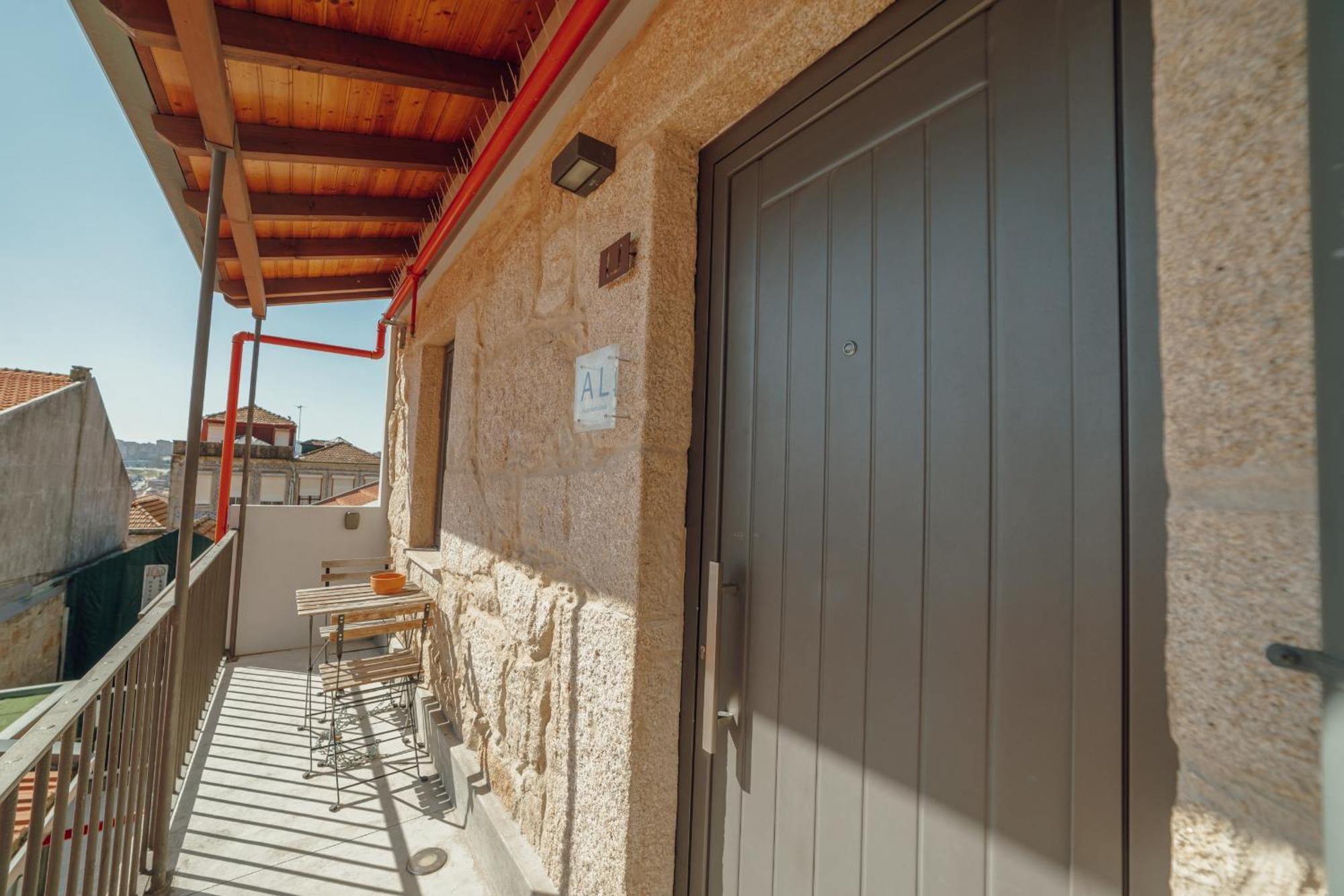 Mezzanine Stylish Apartments By Vacationy OOporto Exterior foto